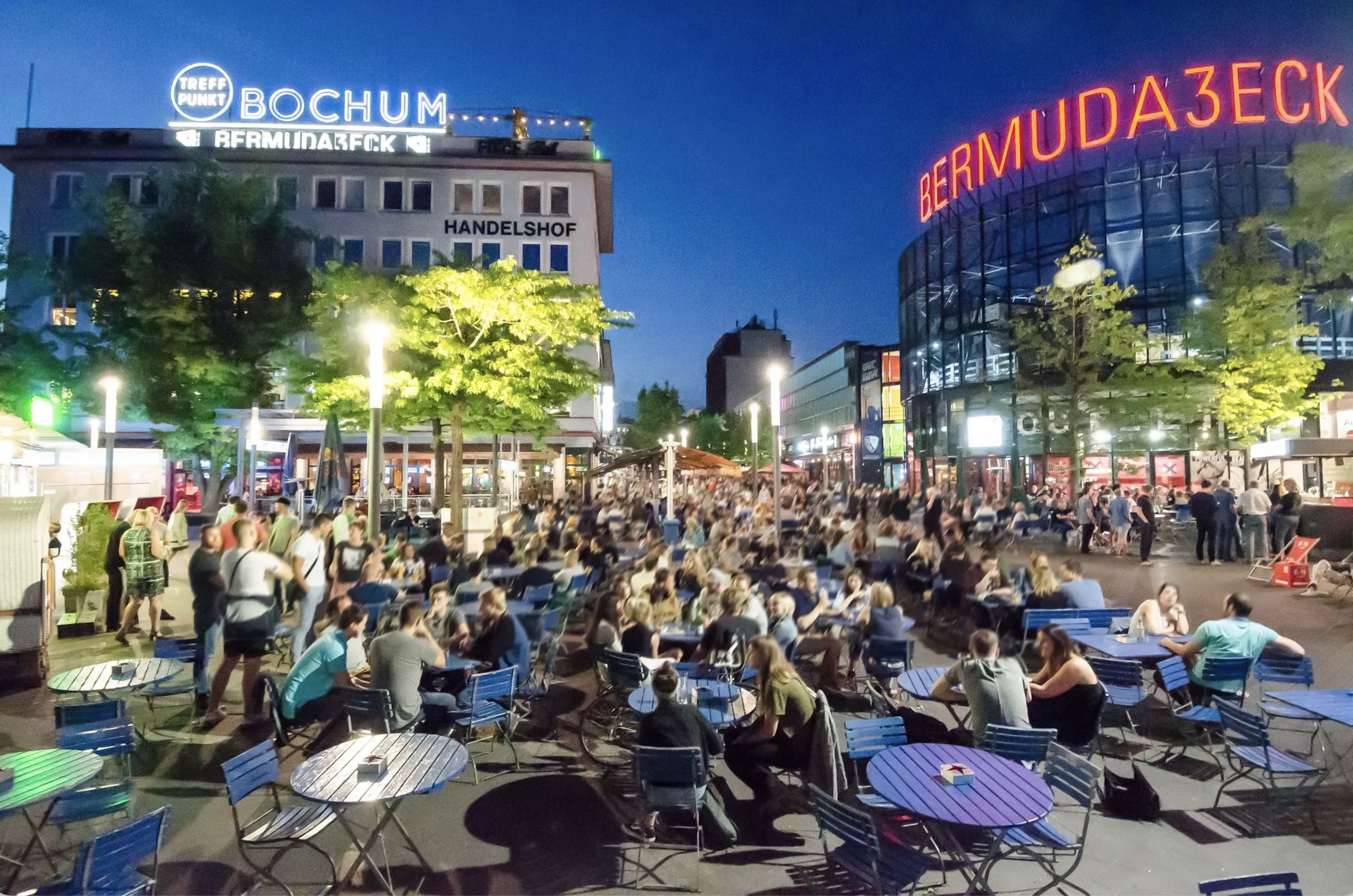 Das Bermuda3Eck in Bochum am Abend