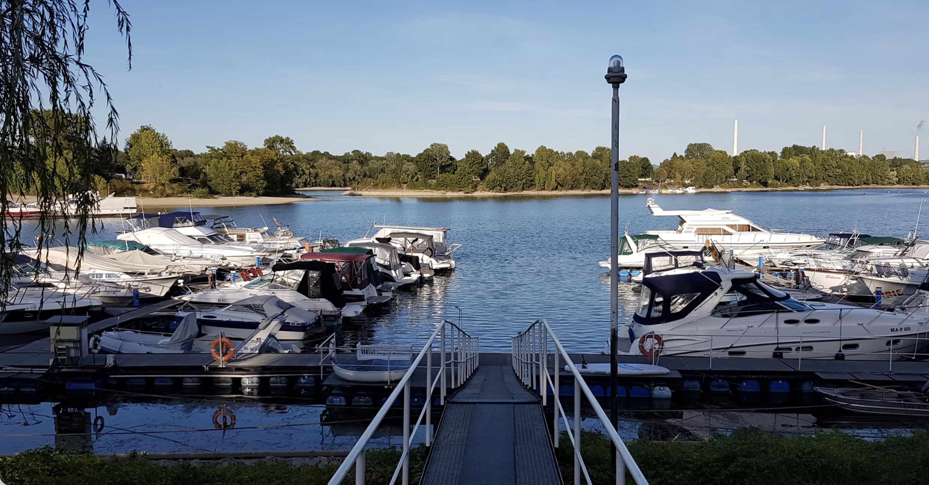 Sportboothafen des Motor-Yacht-Clubs Ludwigshafen