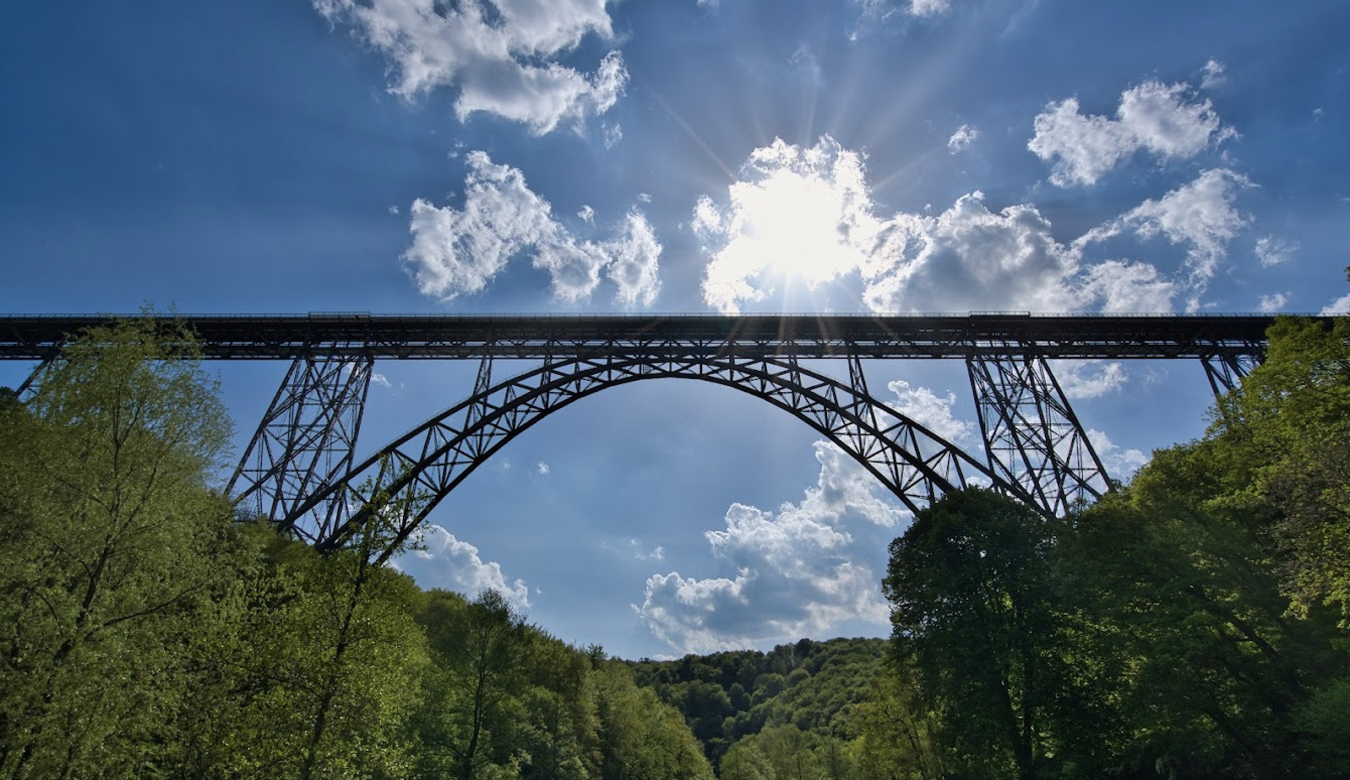 Die M&uuml;ngstener Br&uuml;cke im Bergischen Land