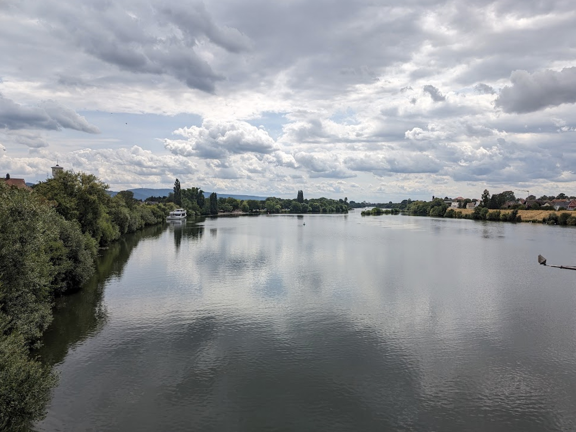 Der Neckar bei Ladenburg